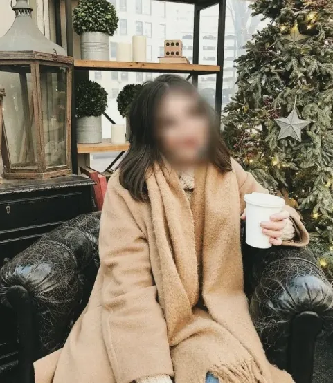 Manuela, 28 años